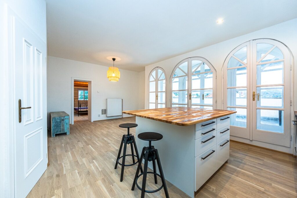 Pronájem bytu 3+kk s terasou