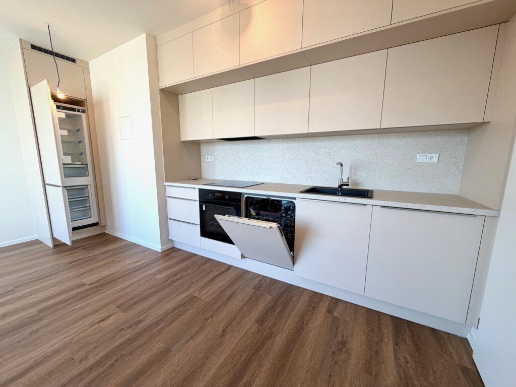 Pronájem nového bytu 2+kk/T, gar.stání, sklep